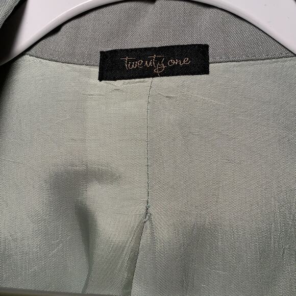Sage green blazer - Picture 3 of 8